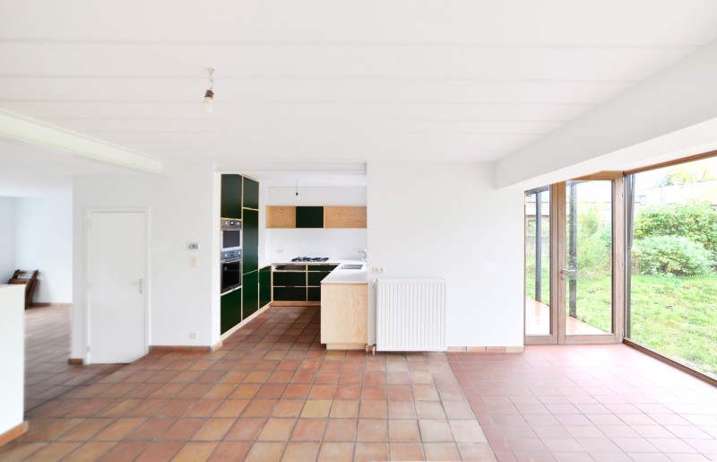 04 191111 Angelique Montage Meubles 83c