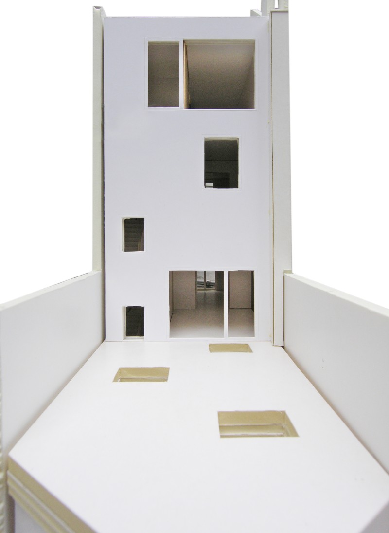 090825 Maquette Lisbonne 043 C